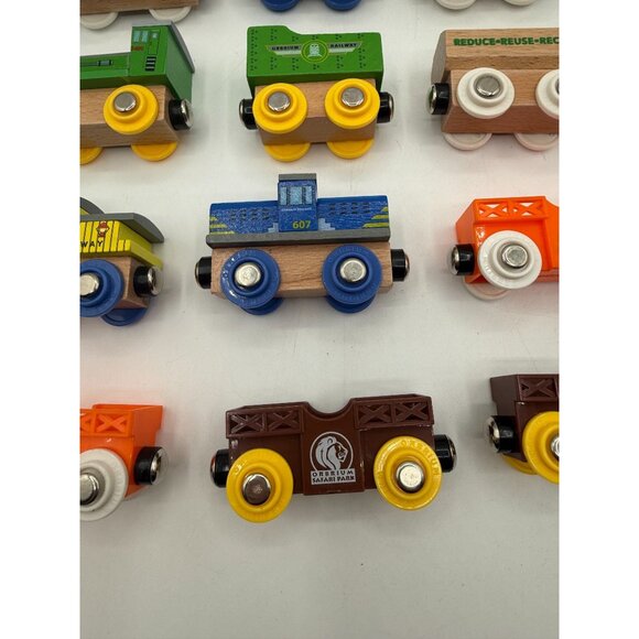 Lot of (12) Orbrium Magnetic Wooden Train Engines Cars Mix - Picture 5 of 7